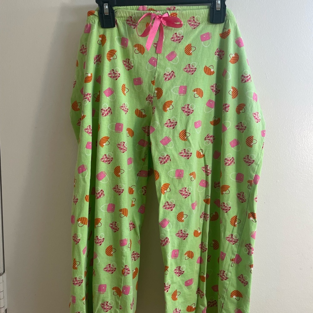 Girls Green & Pink Pajama Capri Pants